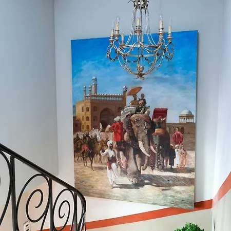 Bed and Breakfast Maison De La Bourgade 4*